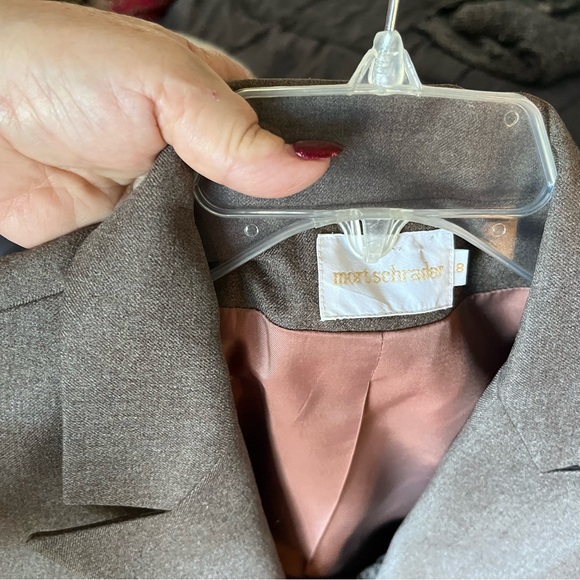 This is a dress suite perfect to come back to the office! Elegant, sober - Picture 3 of 3